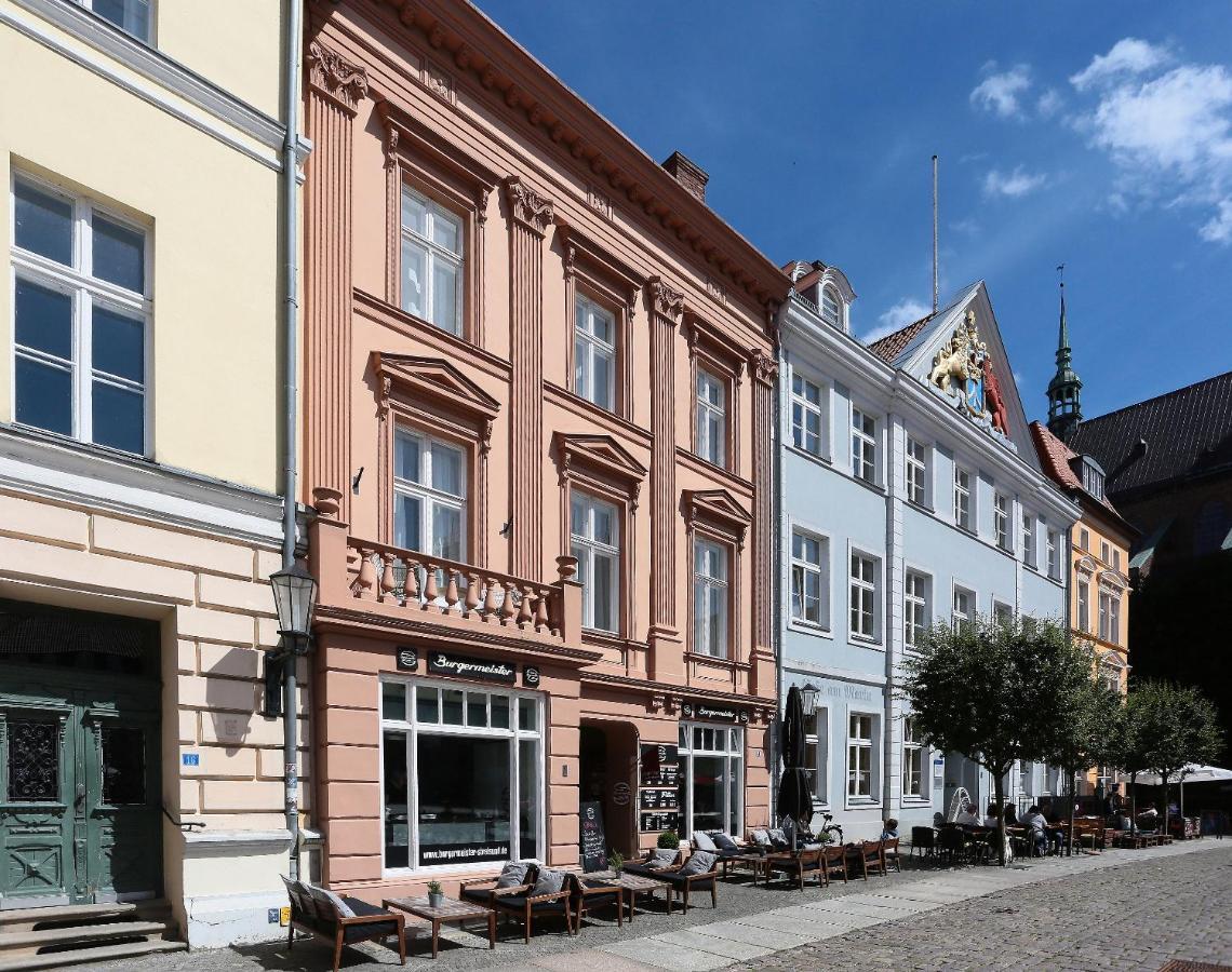 Aparthotel Markt Fuffzehn Stralsund Luaran gambar