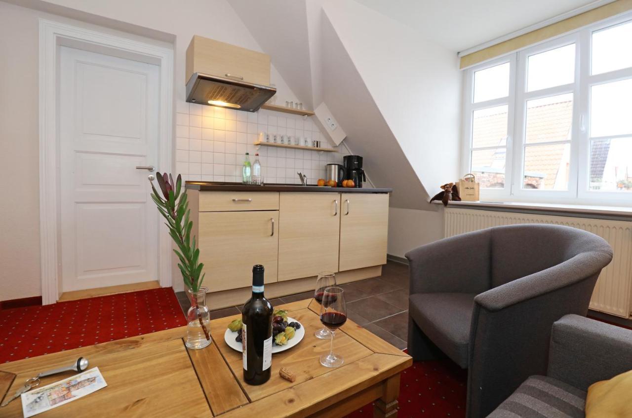 Aparthotel Markt Fuffzehn Stralsund Luaran gambar